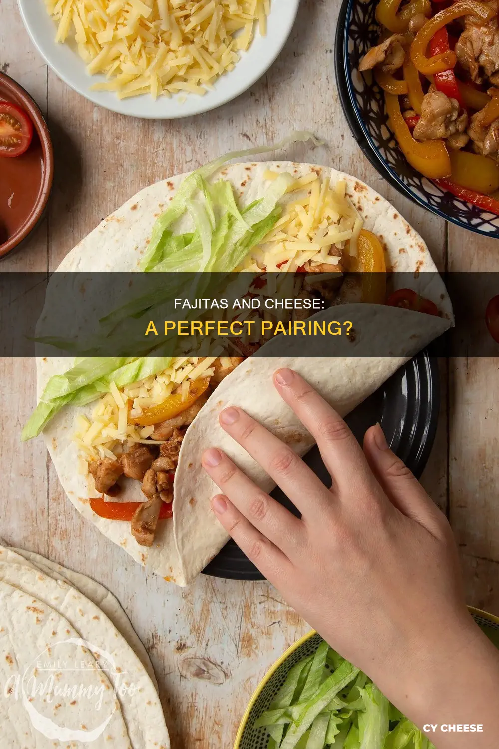 are fajitas served with cheese