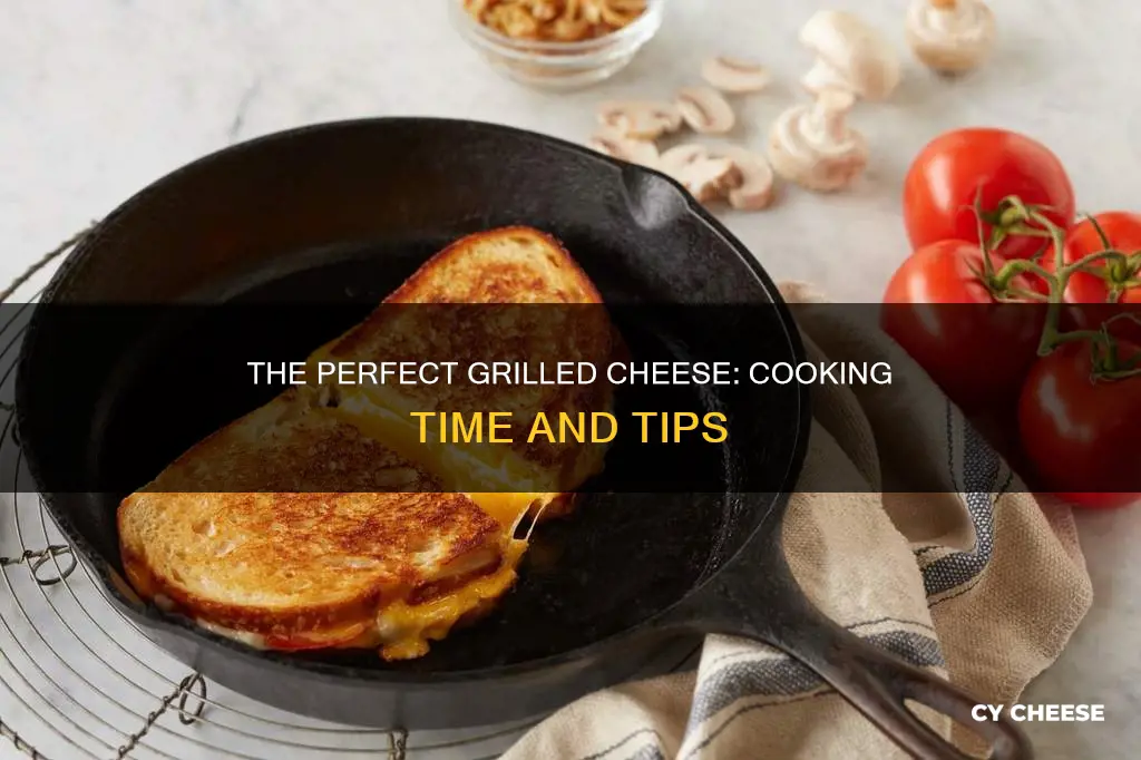 how long to cook grilled cheese sandwich