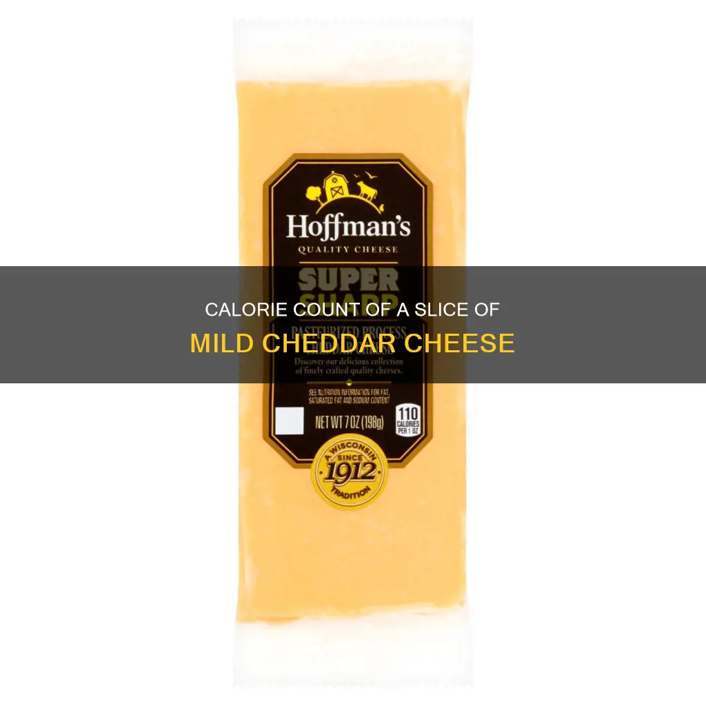 how many calories in 1 slice of mild cheddar cheese