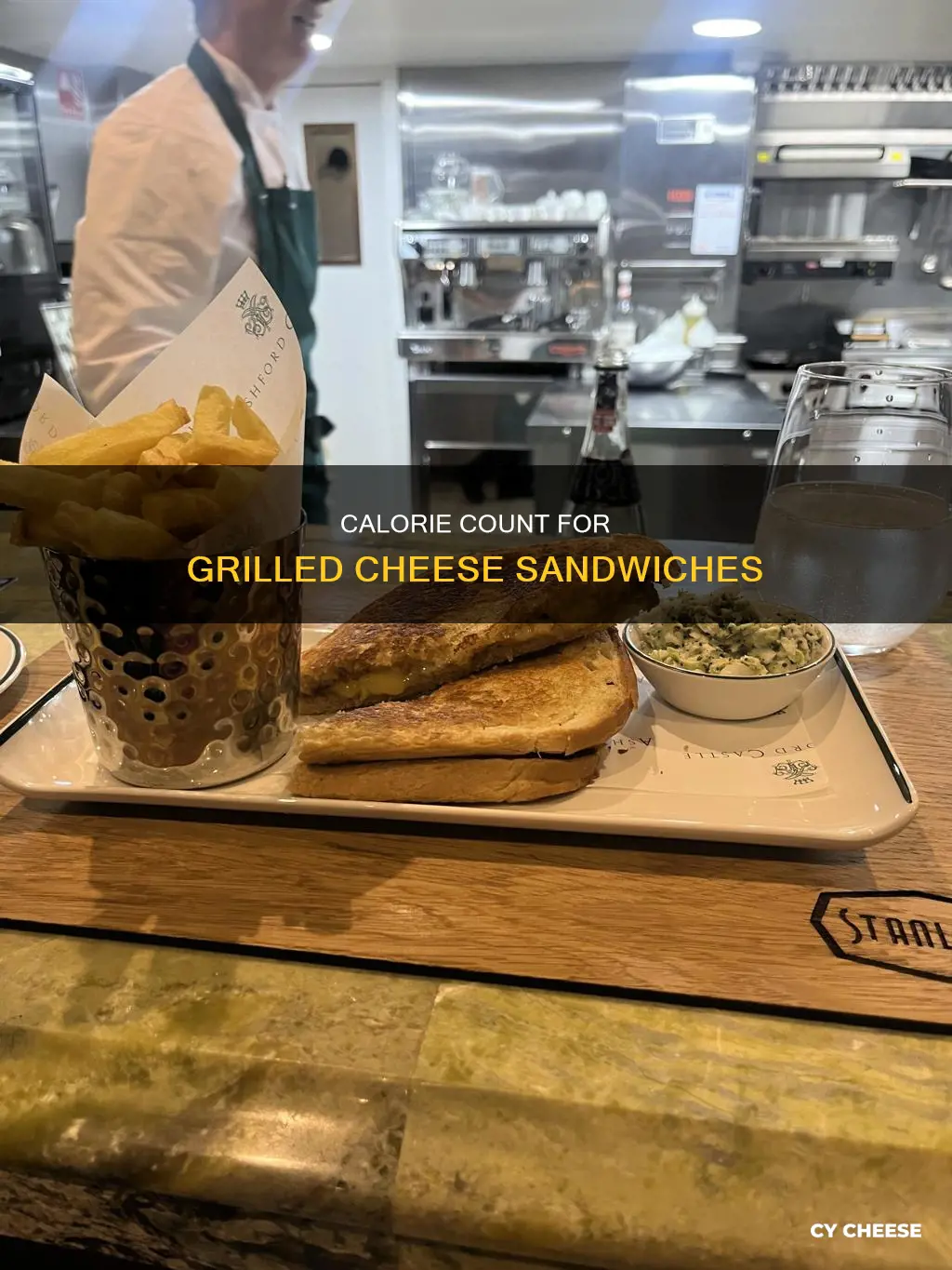 how many calories in 2 grilled cheese sandwiches