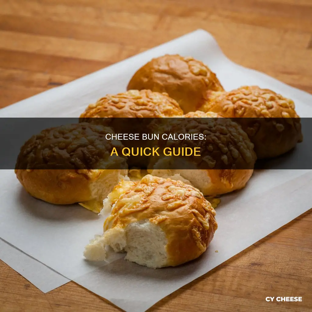 how many calories in a cheese bun