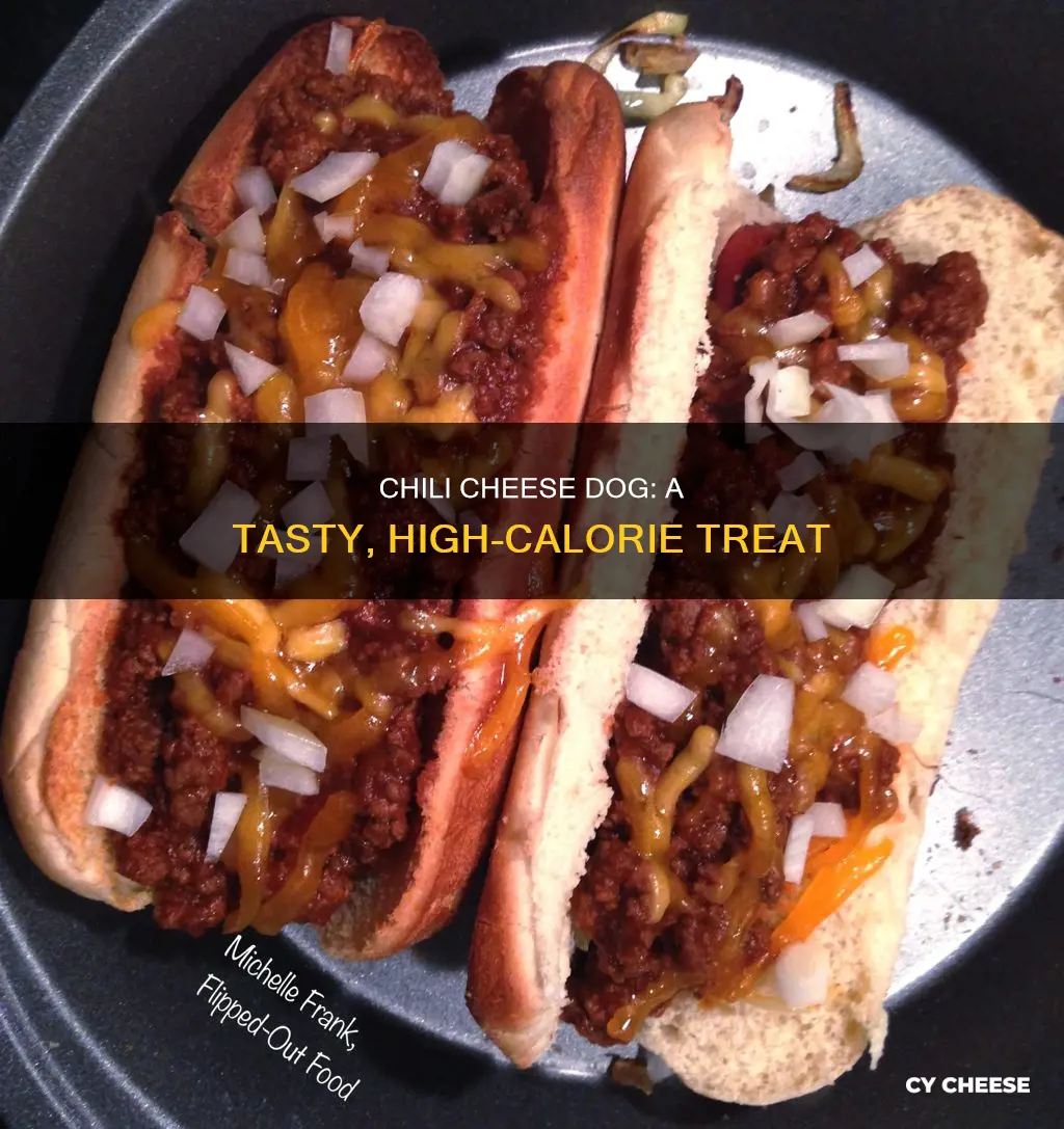 how many calories is in a chili cheese dog