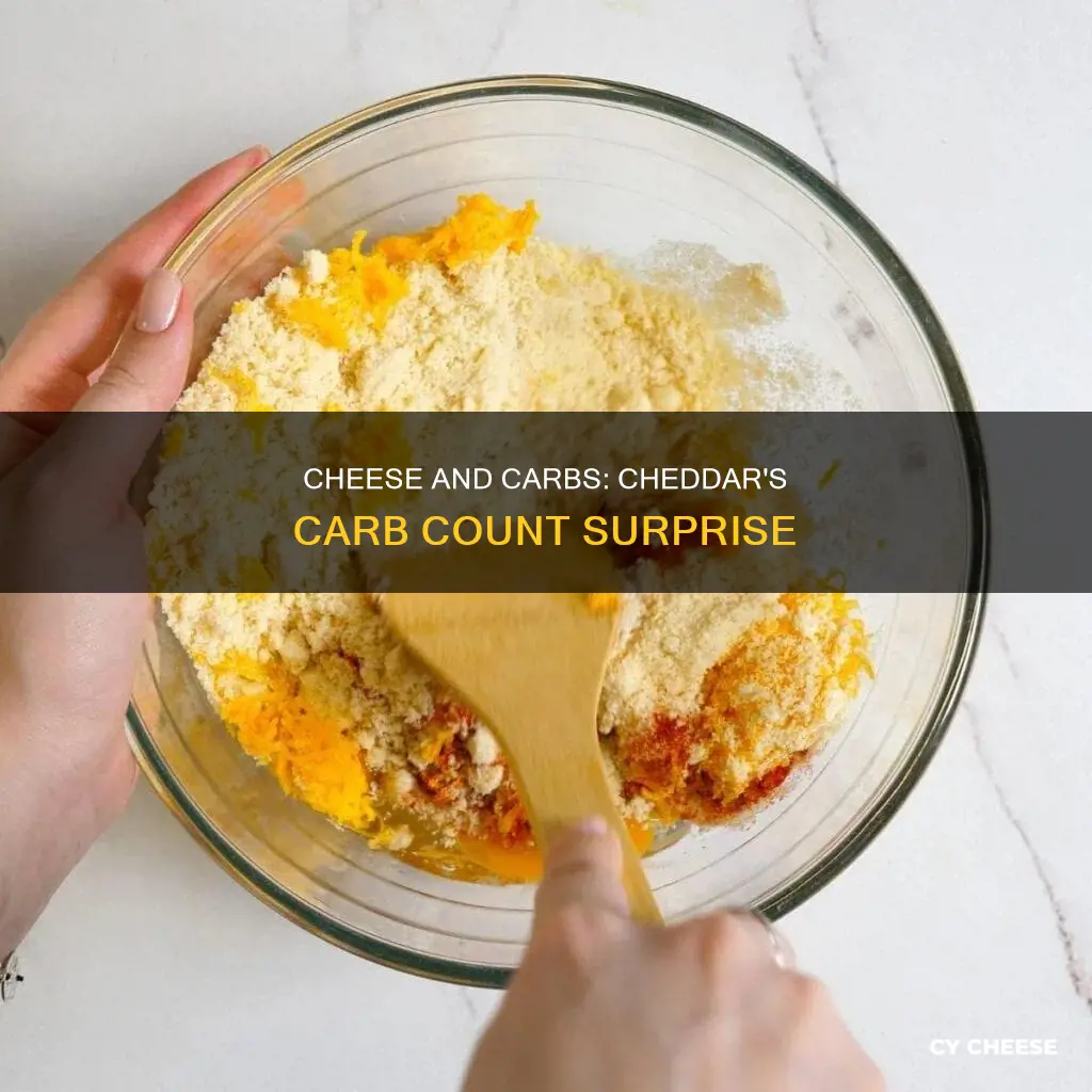 how many carbs in 1 slice of cheddar cheese