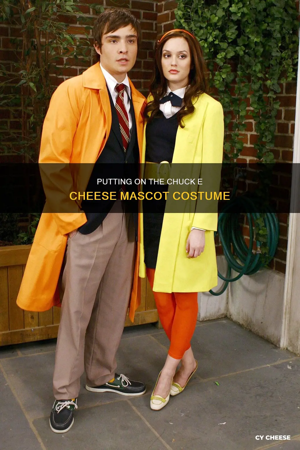 how to put on the chuck e cheese mascot costume