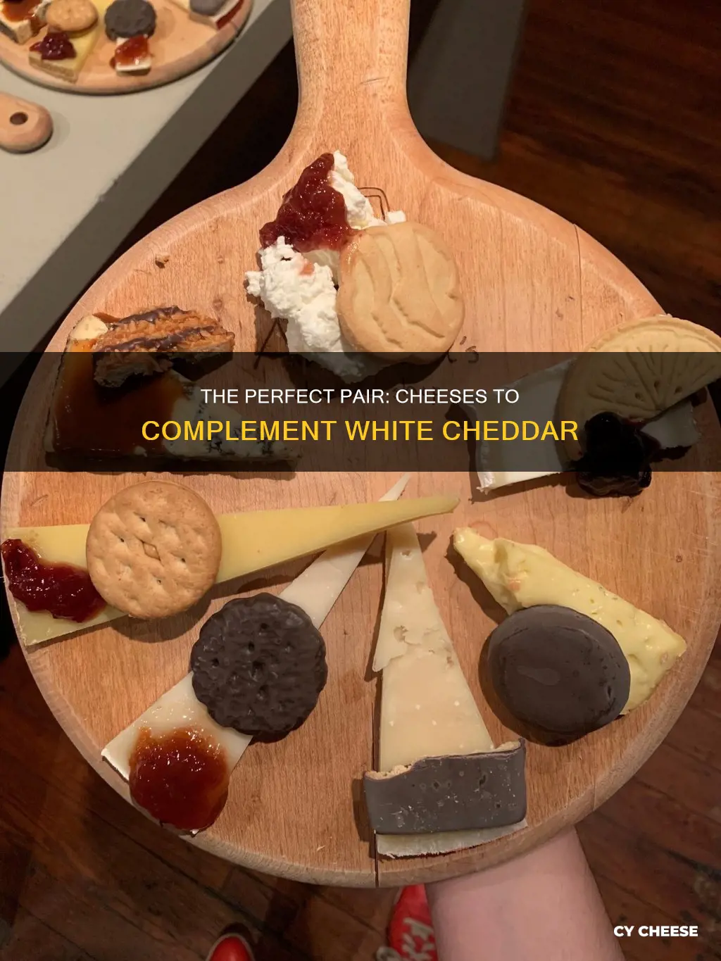 what cheese goes with white cheddar