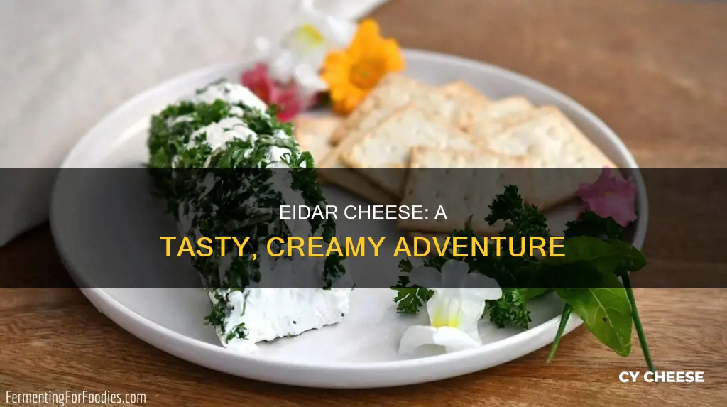 what does eidar cheese taste like